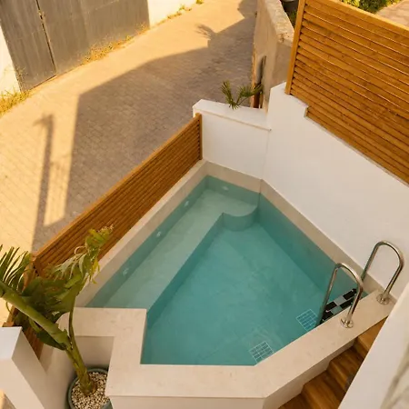 Avli Maisonette With Private Plunge Pool Hersonissos (Crete)